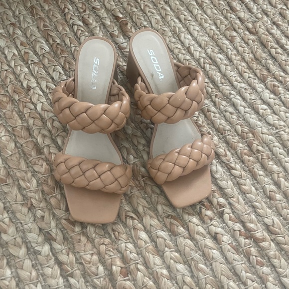 nude sandals s 9 - Picture 2 of 4